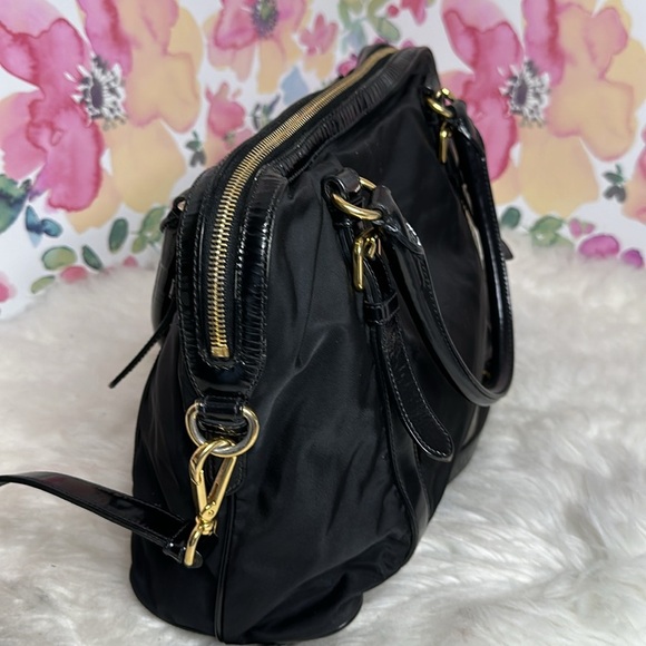 💯Authentic Prada Nylon Tessuto Handbag🍀 - Picture 8 of 17
